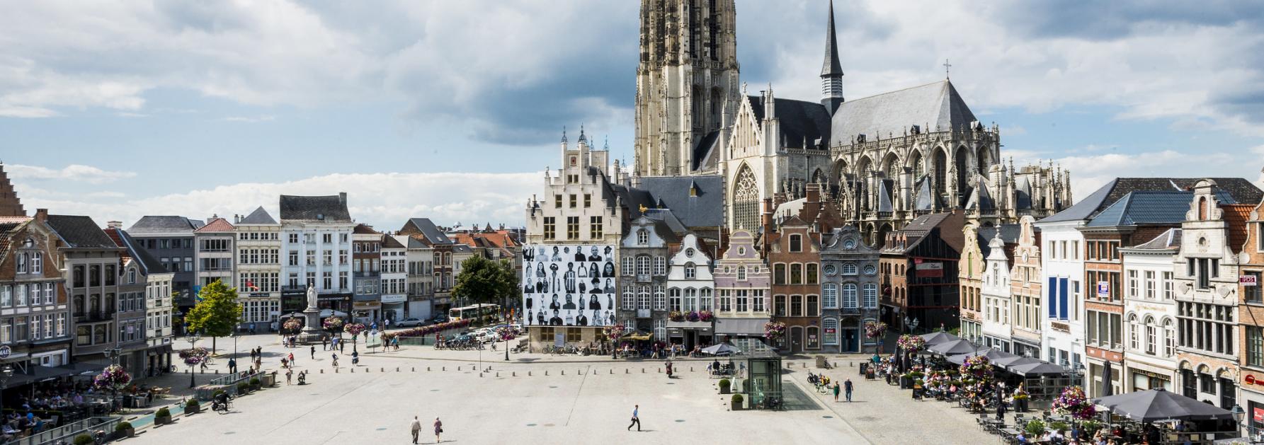 De Grote Markt van Mechelen