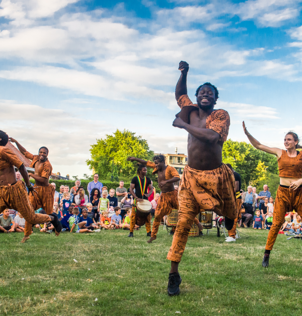 Amoukanama op Theater aan Zee