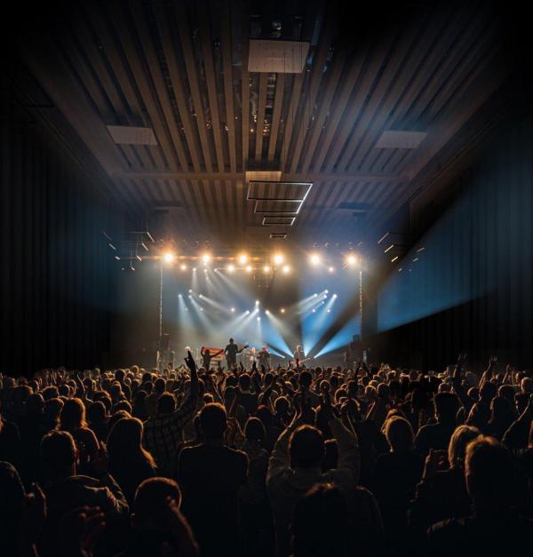 Een gevulde concertzaal 